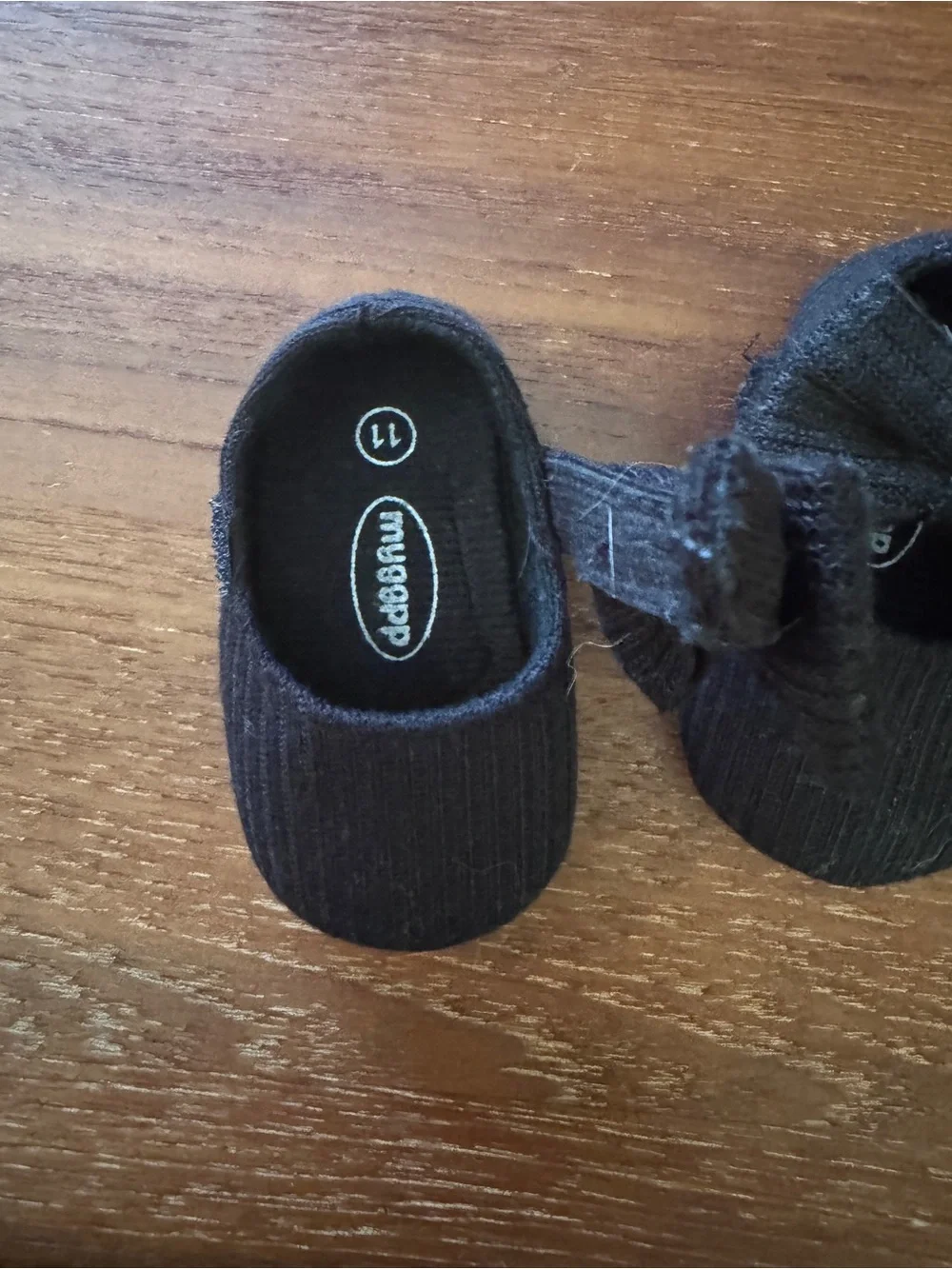 Baby/Toddler Bow Knit Slip-On Shoes in Black